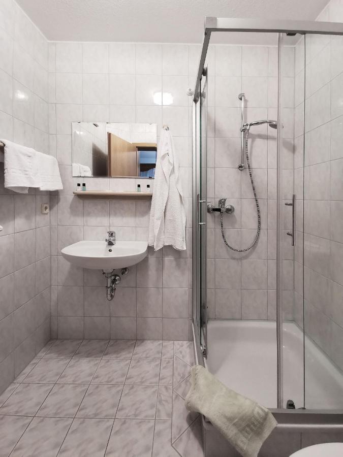 Eastside Apartment 5 Зенфтенберг Экстерьер фото
