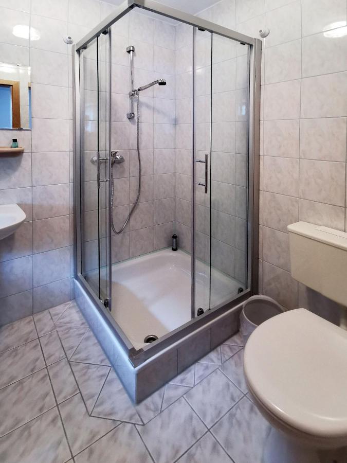 Eastside Apartment 5 Зенфтенберг Экстерьер фото